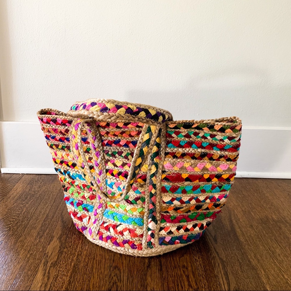 Woven beach tote